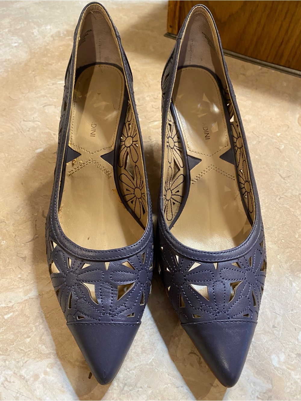 Adrienne Vittadini Navy Pointed-Toe Laser-Cut Pumps